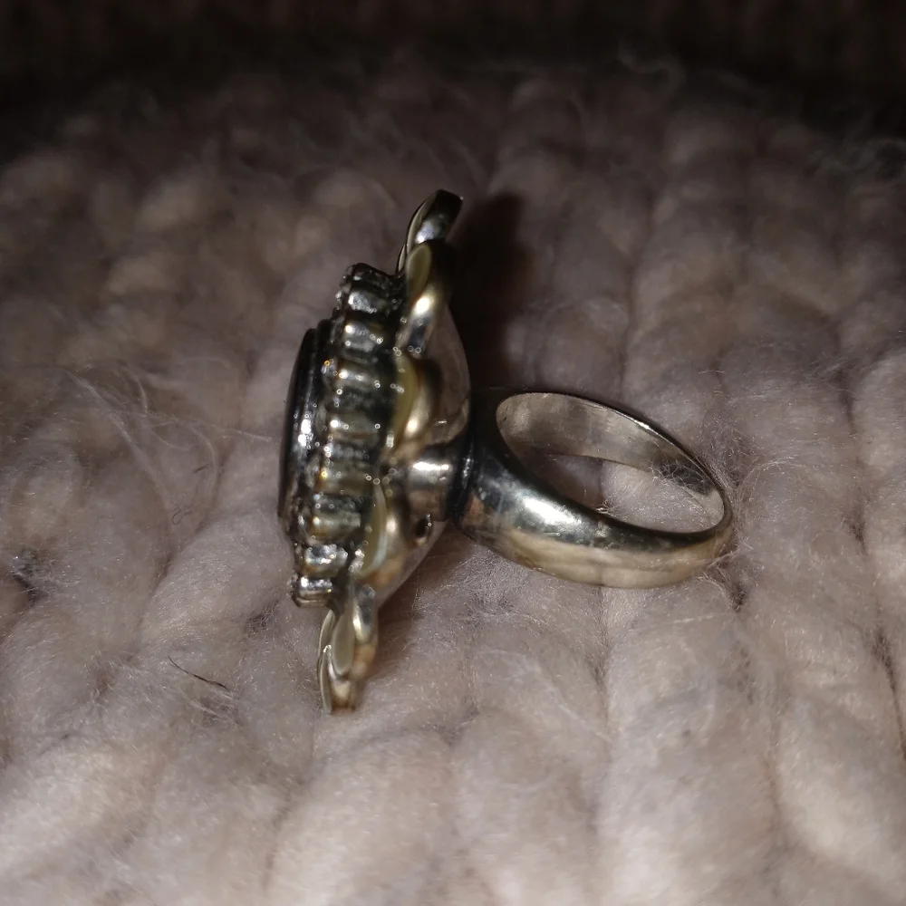 Metal flower Grey ring - Picture 2 of 3